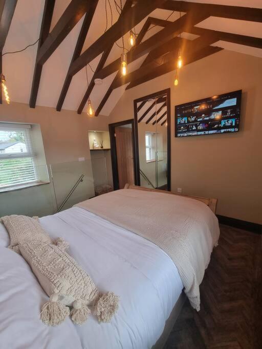 Luxurious Cottage With Hot Tub, Lake District Duddon 외부 사진