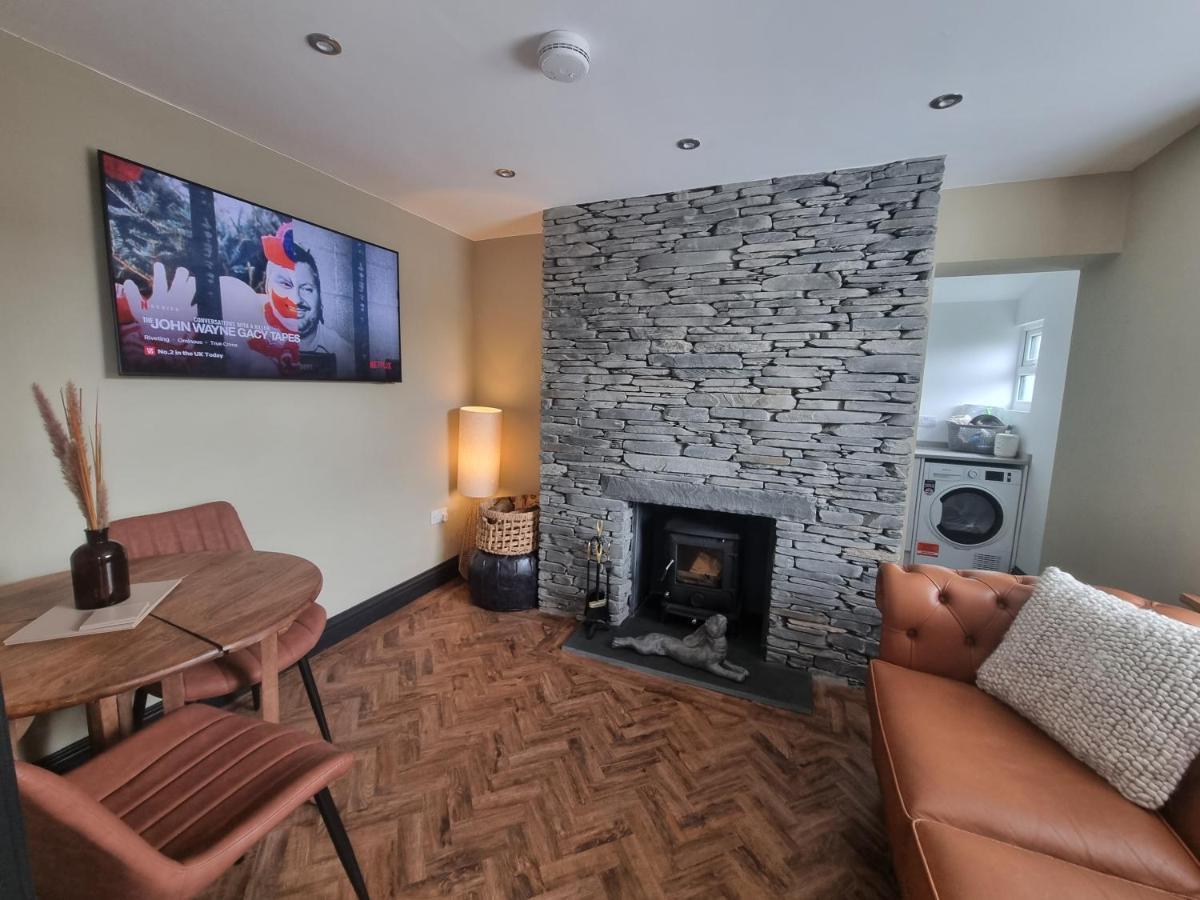 Luxurious Cottage With Hot Tub, Lake District Duddon 외부 사진