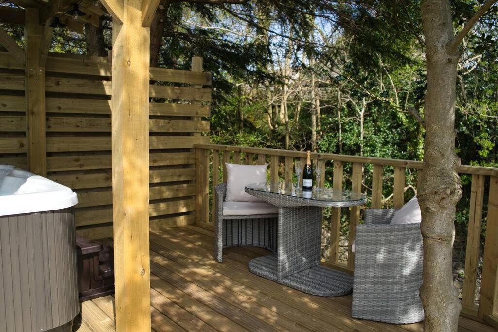 Luxurious Cottage With Hot Tub, Lake District Duddon 외부 사진