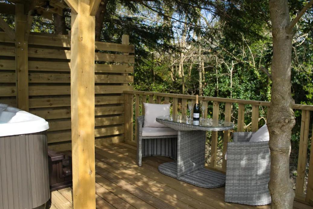Luxurious Cottage With Hot Tub, Lake District Duddon 외부 사진