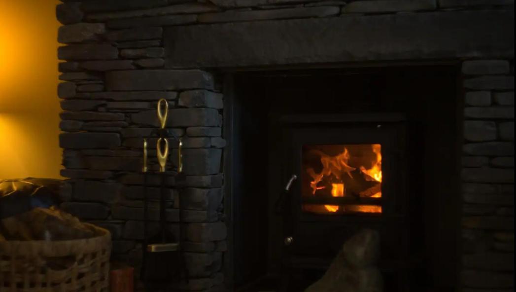 Luxurious Cottage With Hot Tub, Lake District Duddon 외부 사진